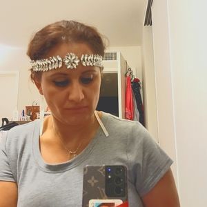 Diamond looking head piece